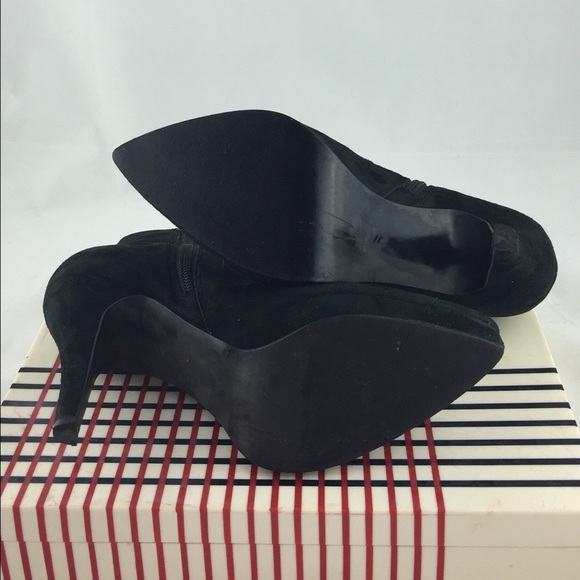 Mini boots with spike heels - Picture 4 of 4