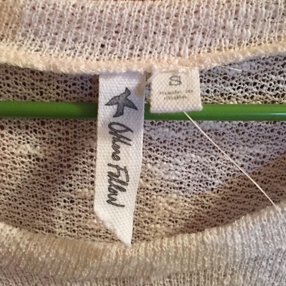 Lightweight cream sweater w/lace, S - Picture 2 of 4