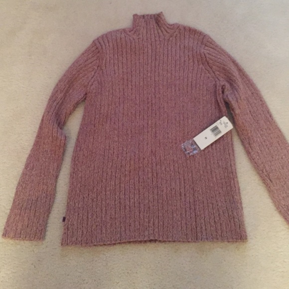 Turtle neck sweater