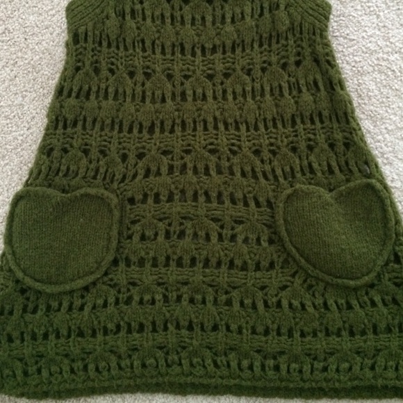 Long Knitted Sweater Vest w/ Heart-shaped Pockets - Picture 2 of 3