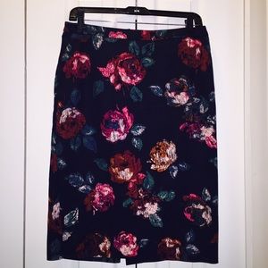 Navy/floral pencil skirt