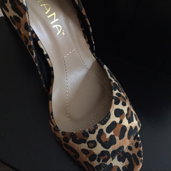 Cheetah Print Pump - image 4