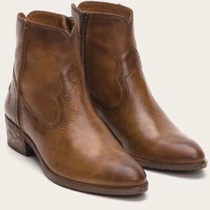 Frye Ray Seam Boots