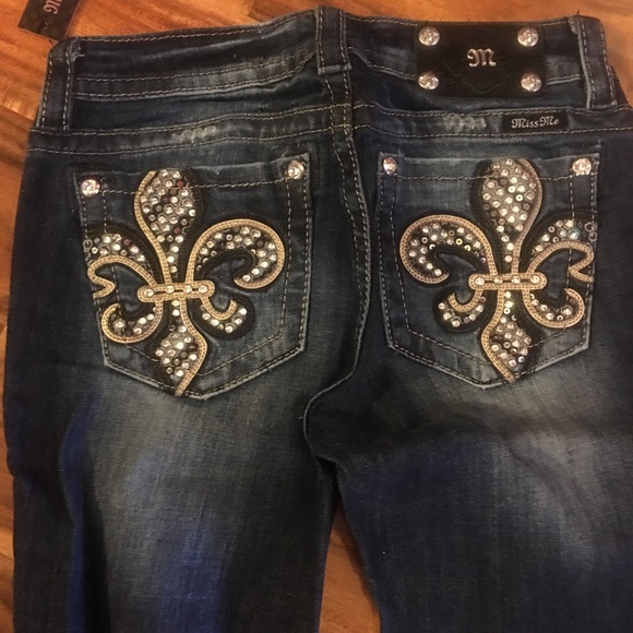 Flash sale NWT RHINESTONE FLEUR MISS ME JEANS - Picture 4 of 4