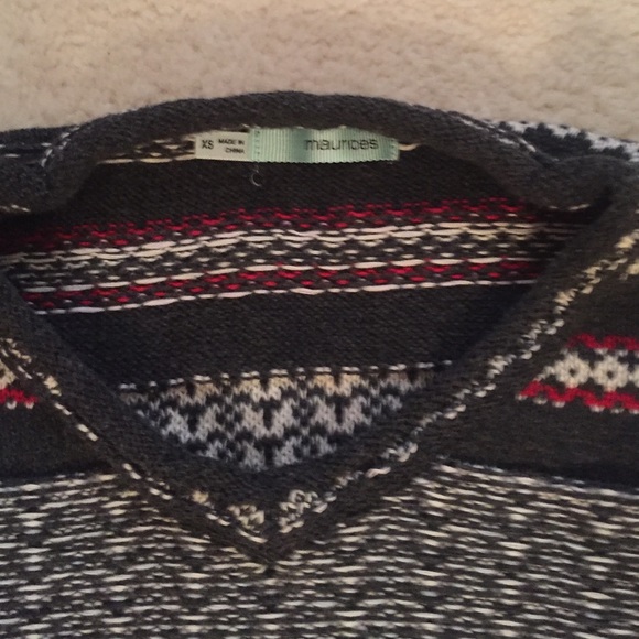 Sweater - Picture 2 of 2