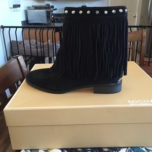 MK Billy Bootie Black Fringe
