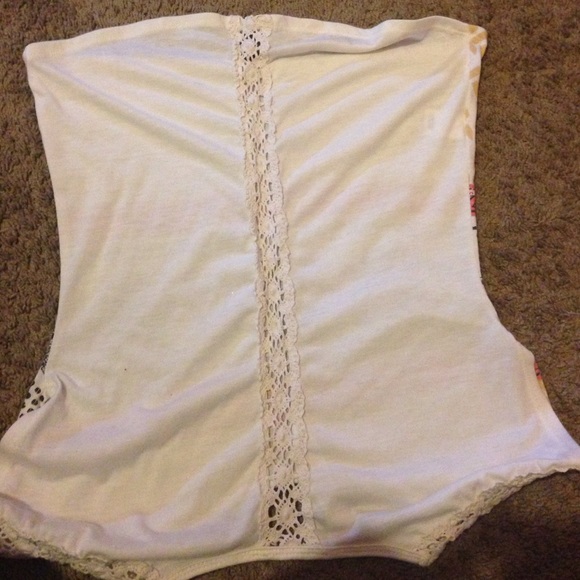 Tight crop top - Picture 2 of 2