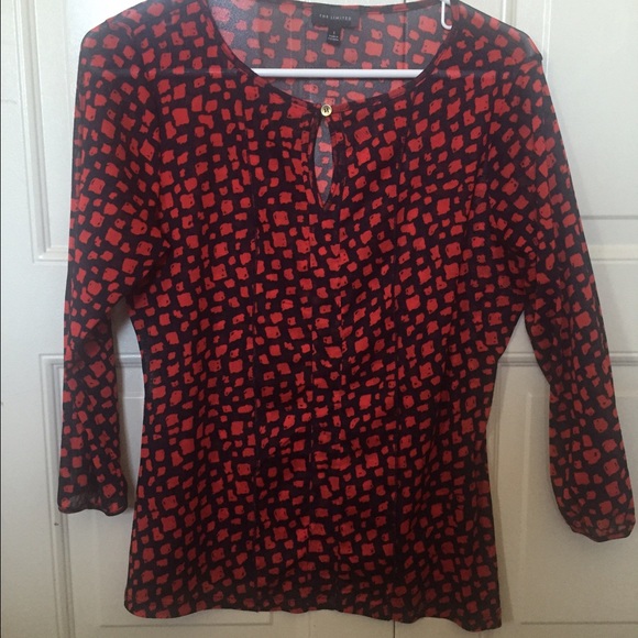 The Limited top size small. Red and Navy - Picture 1 of 2