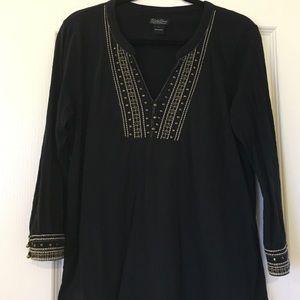 3/4 sleeve Lucky jersey style shirt