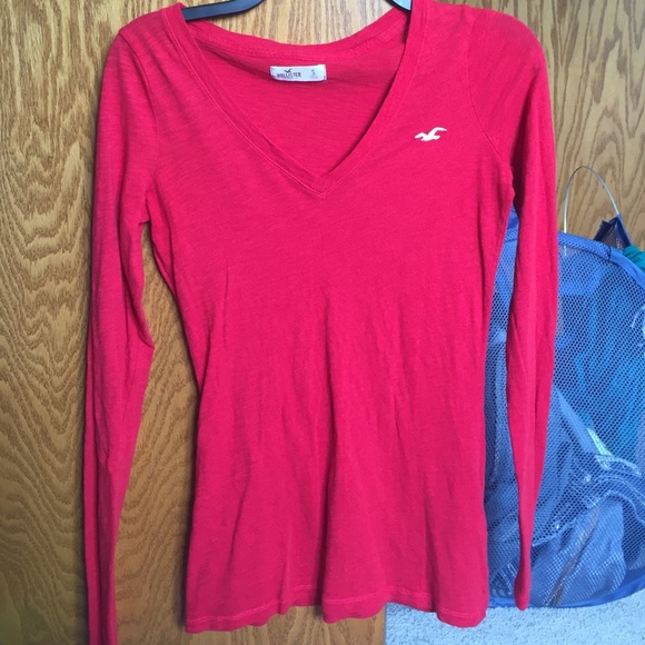 Red Hollister and pink American Eagle long sleeves - Picture 2 of 3
