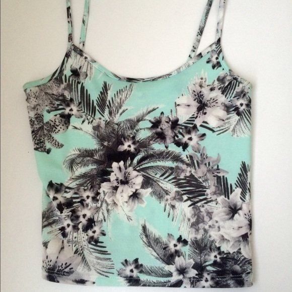 Tropical Mint colored crop top - Picture 1 of 1