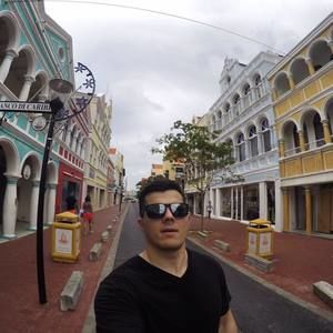 Meet your Posher, Konstantin