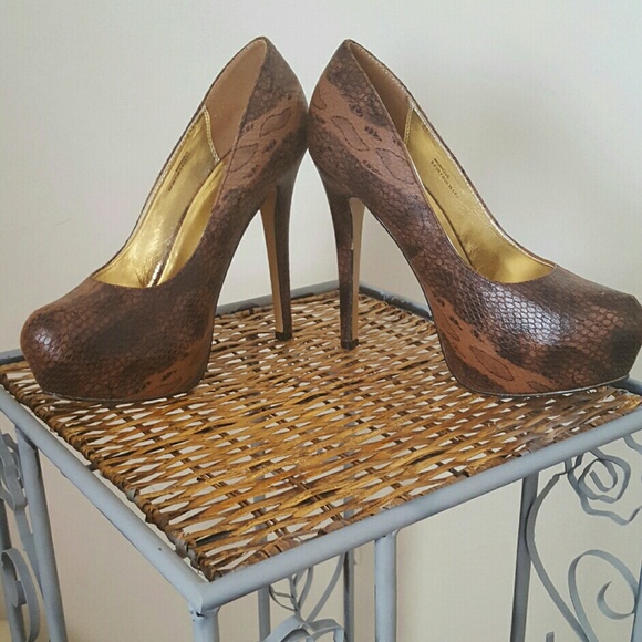 Snakeskin Print Stilettos