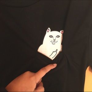 MIDDLE FINGER CAT POCKET SHIRT 😸🖕🏼