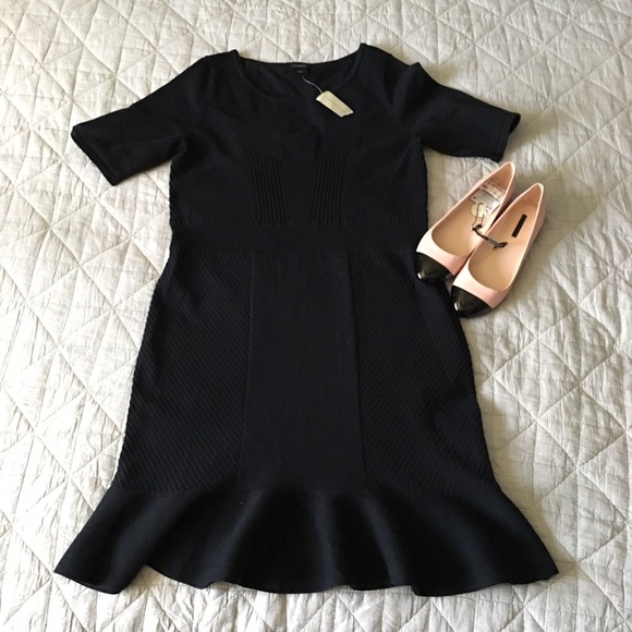 Ann Taylor Dresses & Skirts - Ann Taylor Black Sweater Dress - L