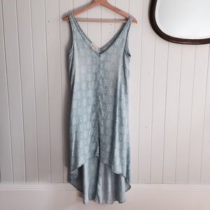 Anthropologie cloth & stone chambray dress