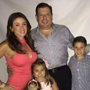 Meet your Posher, Yesenia