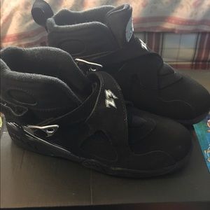 Jordan 8 Retro shoes for boys size 12