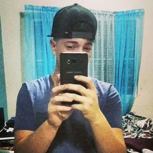 Meet your Posher, Gamalier