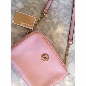 BRAND NEW MICHAEL KORS SMALL PURSE🌸💖☄