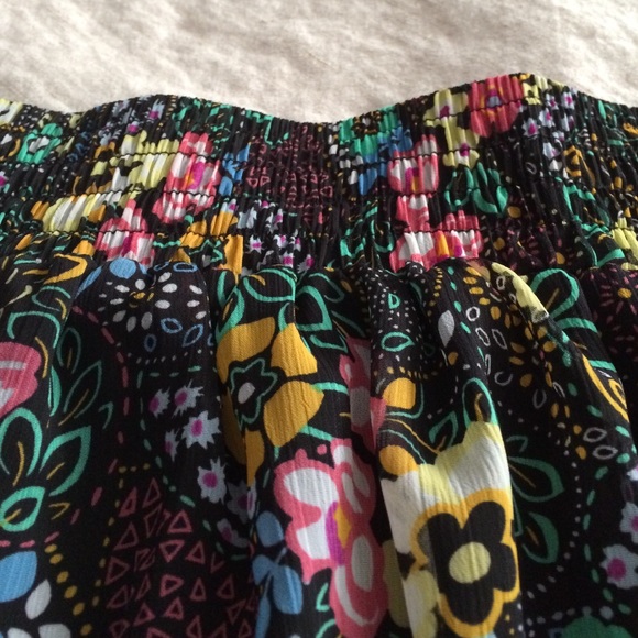 Floral Skirt - Picture 2 of 4