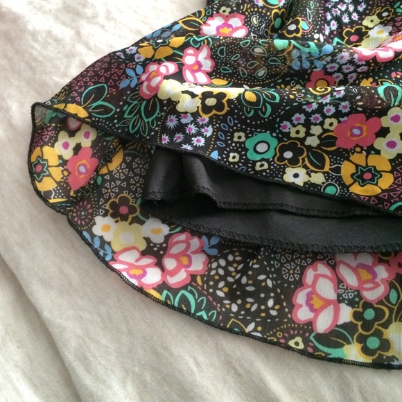 Floral Skirt - Picture 3 of 4