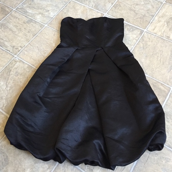 Black bubble party dress