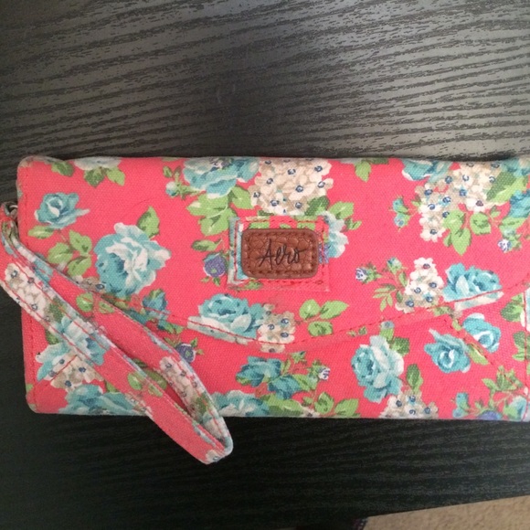Coral floral wallet