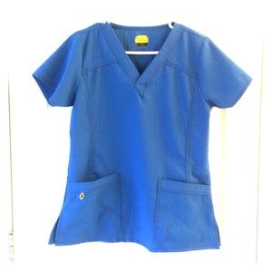 Wink scrub top