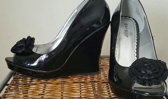 Black Wedge Heels