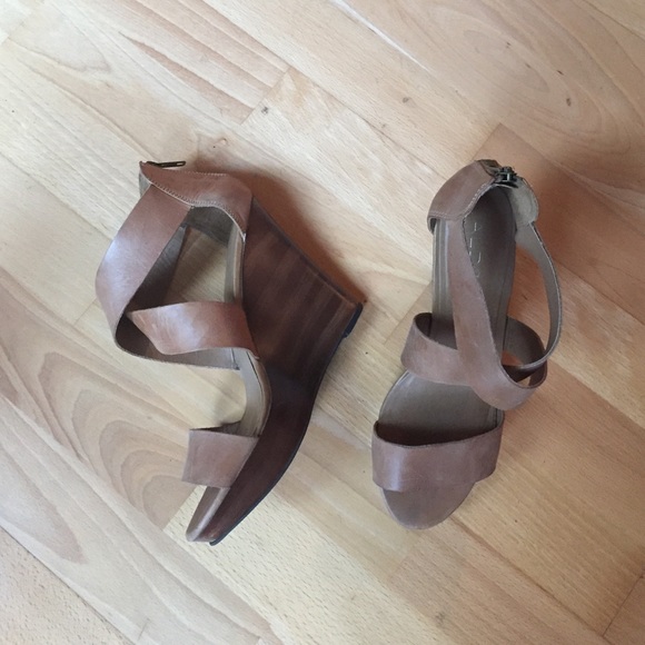 Aldo Alsidia Wedges - Picture 2 of 4