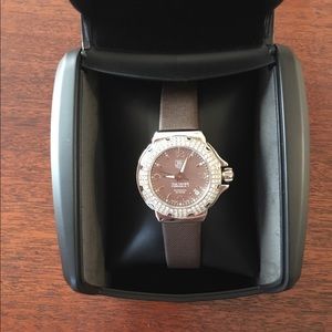Tag Heuer Women's Watch with DIAMONDS