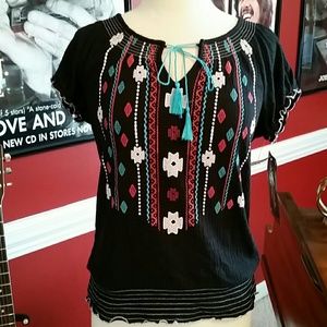 NWT Absolutely Famous Top