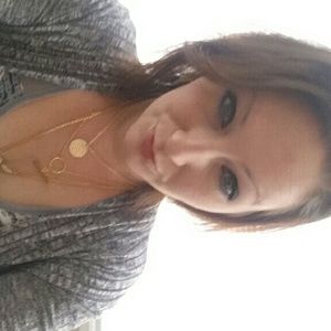 Meet your Posher, Adra