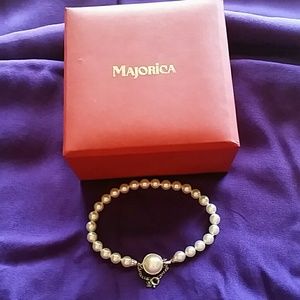 Beautiful Majorica pearl bracelet
