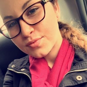 Meet your Posher, Delaney