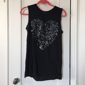 Sequin heart muscle tee