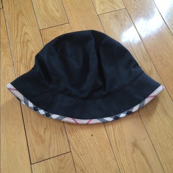 Burberry Rain Hat. Rare.