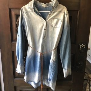 Chambray t-shirt dress pockets and belt