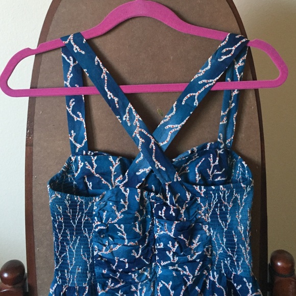 Dress - Picture 3 of 4