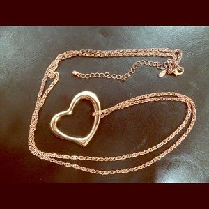 Rose Gold Heart Pennant and Chain