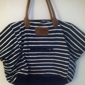 Large Abercrombie & Fitch weekender/tote bag