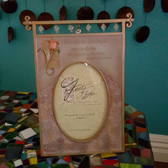 Beautiful Friendship Themed Frame