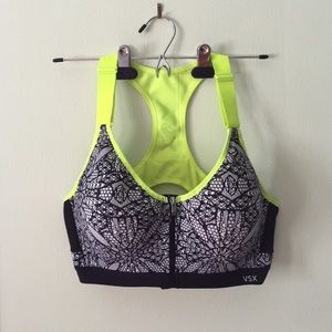 VS Front-Close Sports Bra 36C