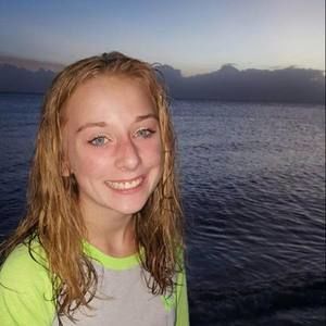 Meet your Posher, Gabi