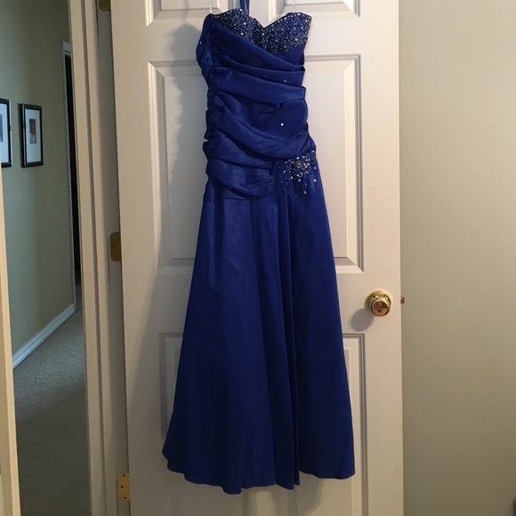 Beautiful Blue Prom/Formal Dress