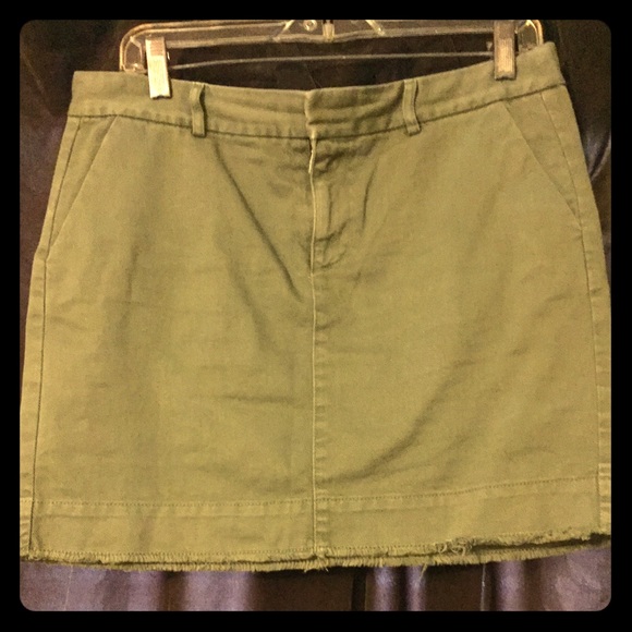 Olive Green Gap Mini Skirt, gently worn - Picture 1 of 3