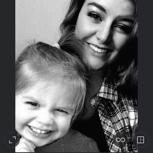 Meet your Posher, Leigh