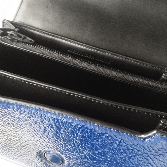 ❌SOLD❌ NWOT Alexander Wang Prisma Envelope - Picture 2 of 4