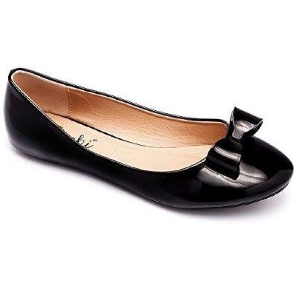 Black patent flats